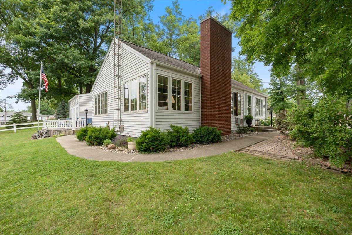 648 N Center Street