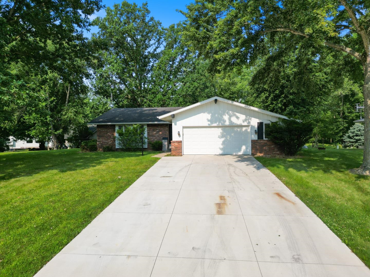 1220 Windsor Way