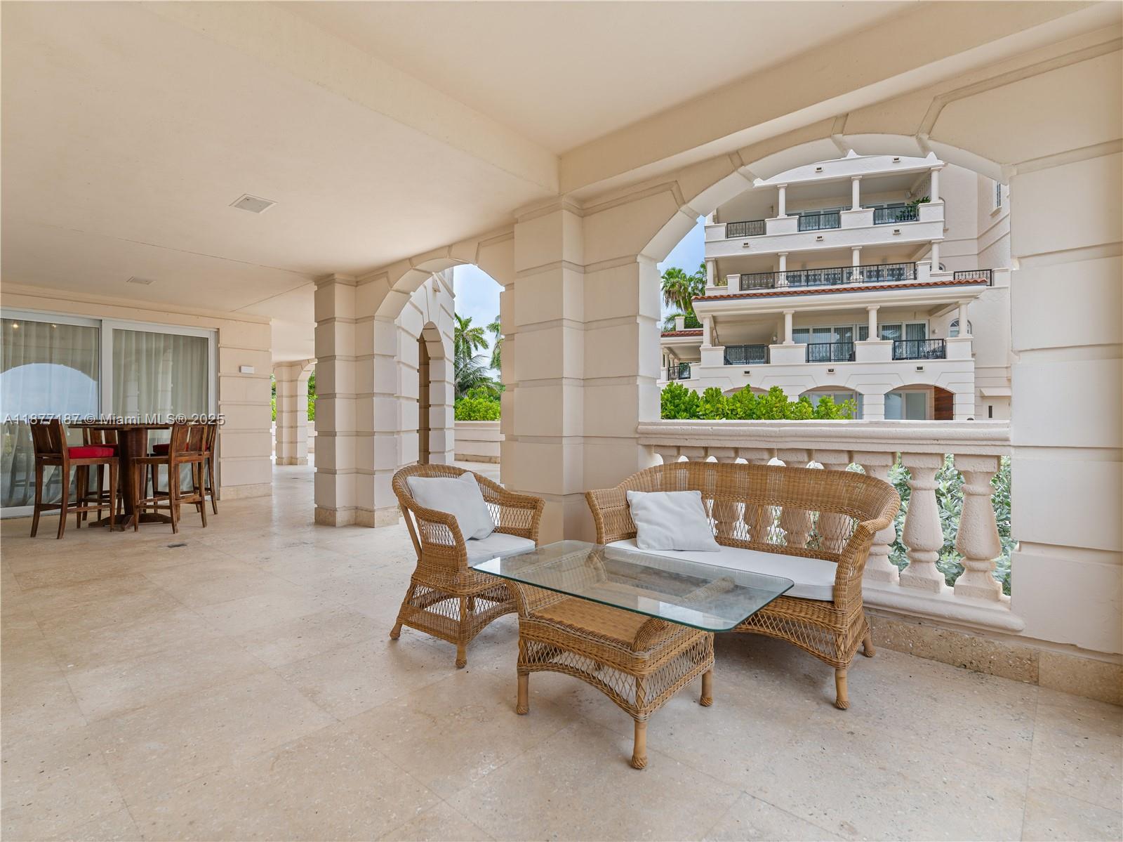 8011 Fisher Island Dr # 8011
