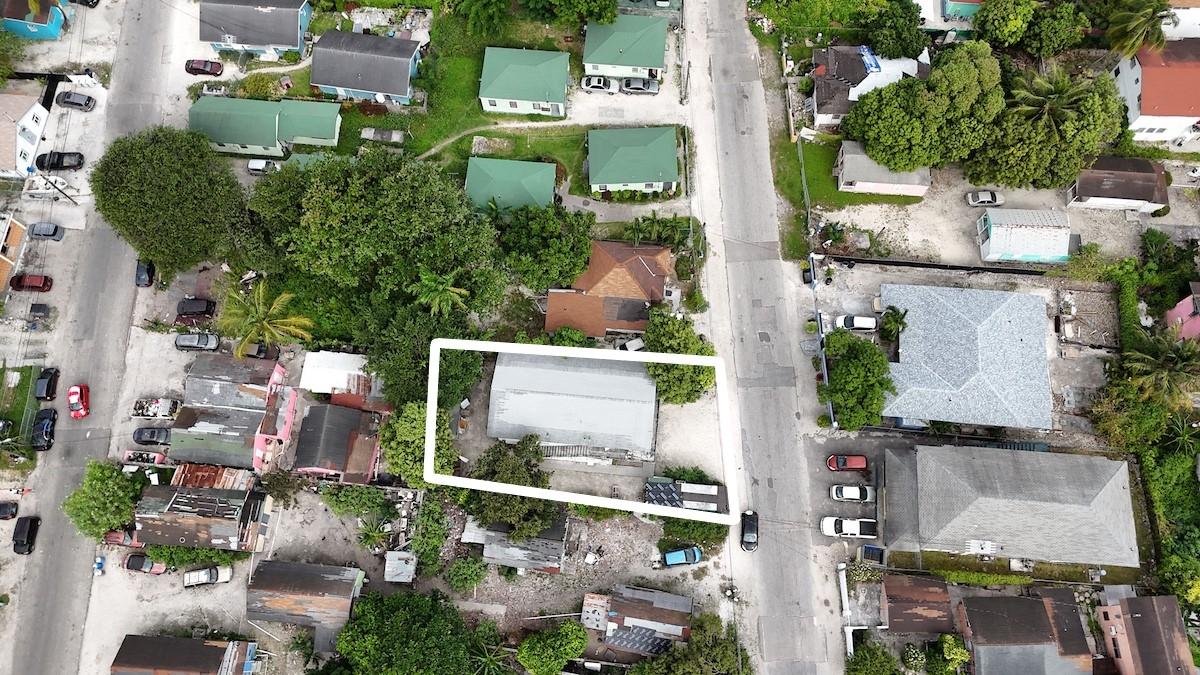 EXUMA STREET COMMERCIAL PROPERTY, LOT 13 BLOCK 76