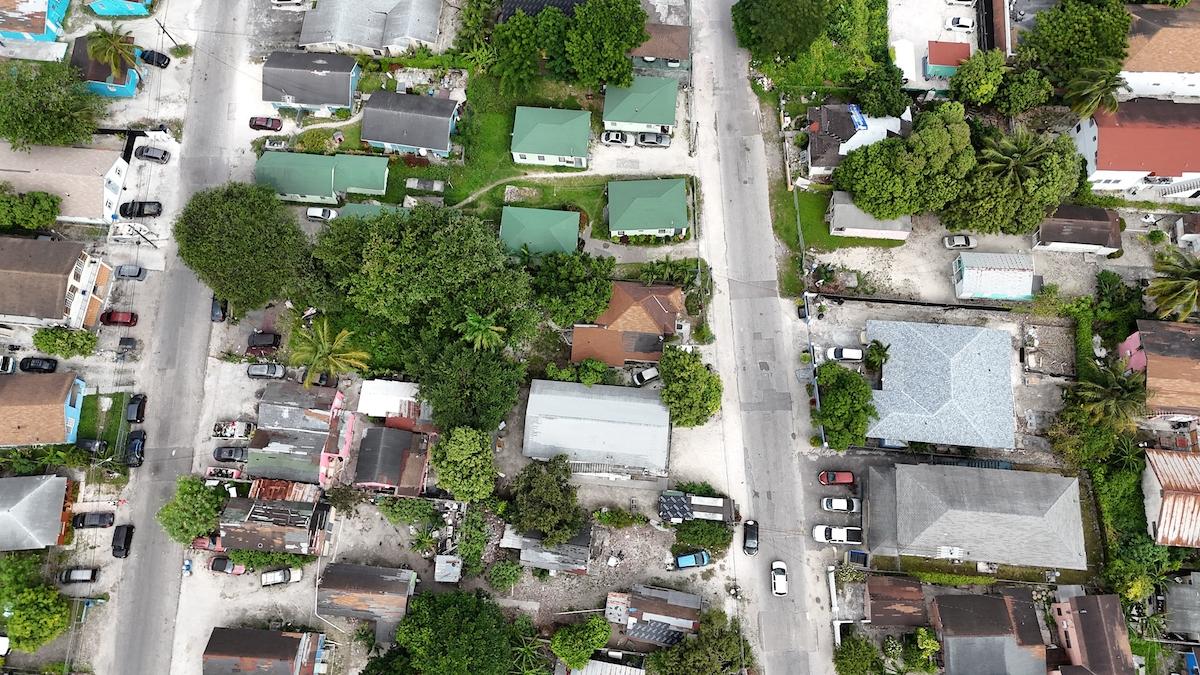 EXUMA STREET COMMERCIAL PROPERTY, LOT 13 BLOCK 76