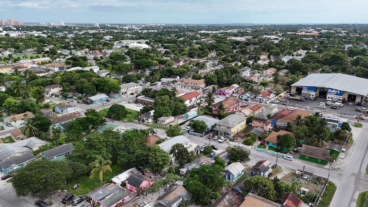 EXUMA STREET COMMERCIAL PROPERTY, LOT 13 BLOCK 76