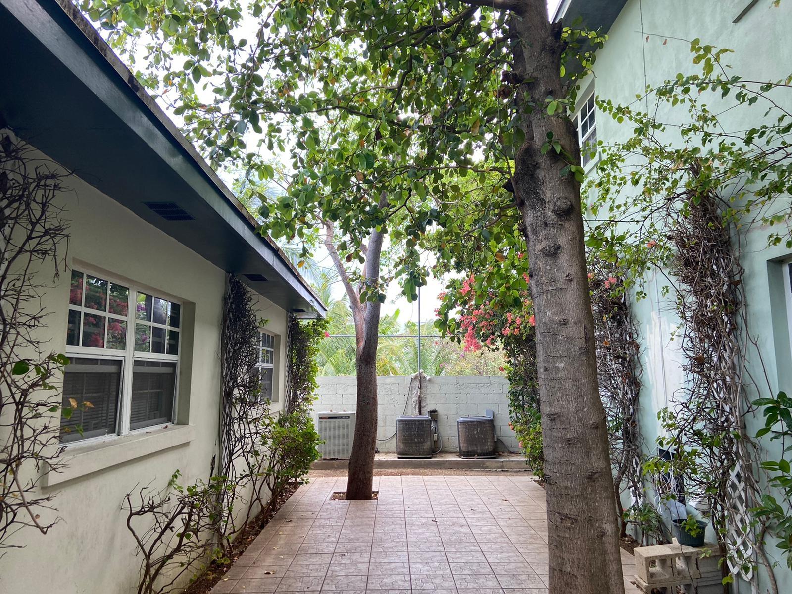 CONDO NASSAU EAST Unit: 2