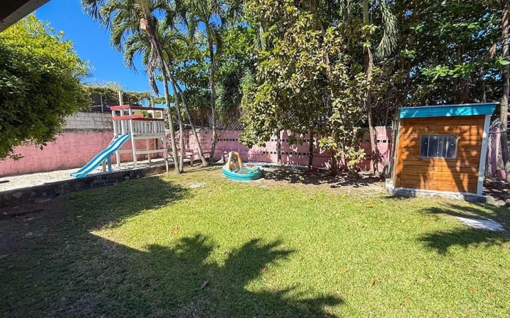 EAST STREET & PALM TREE AVENUE