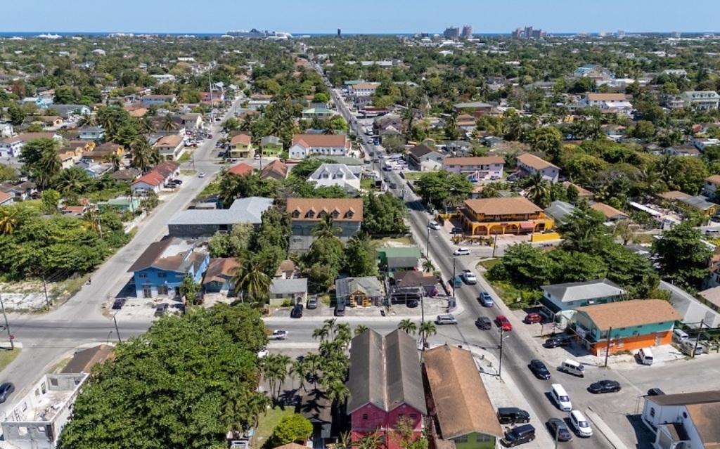 EAST STREET & PALM TREE AVENUE