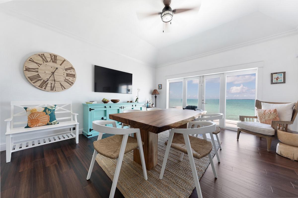 60 EASTERN RD BEACHFRONT