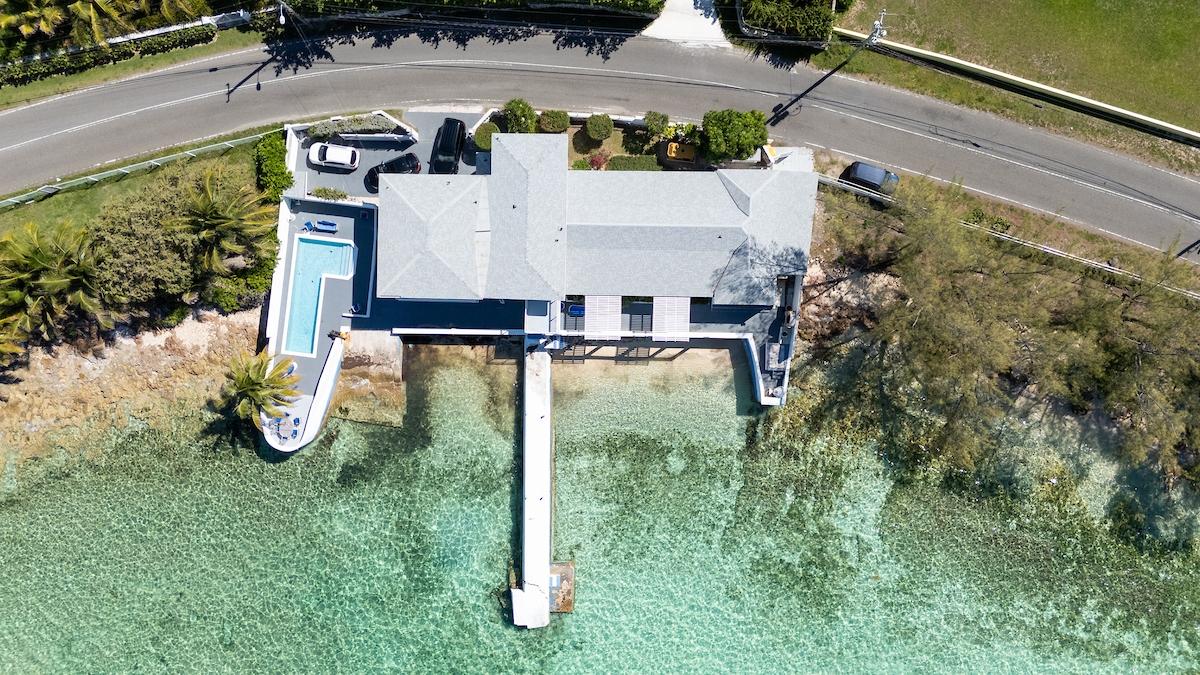 60 EASTERN RD BEACHFRONT
