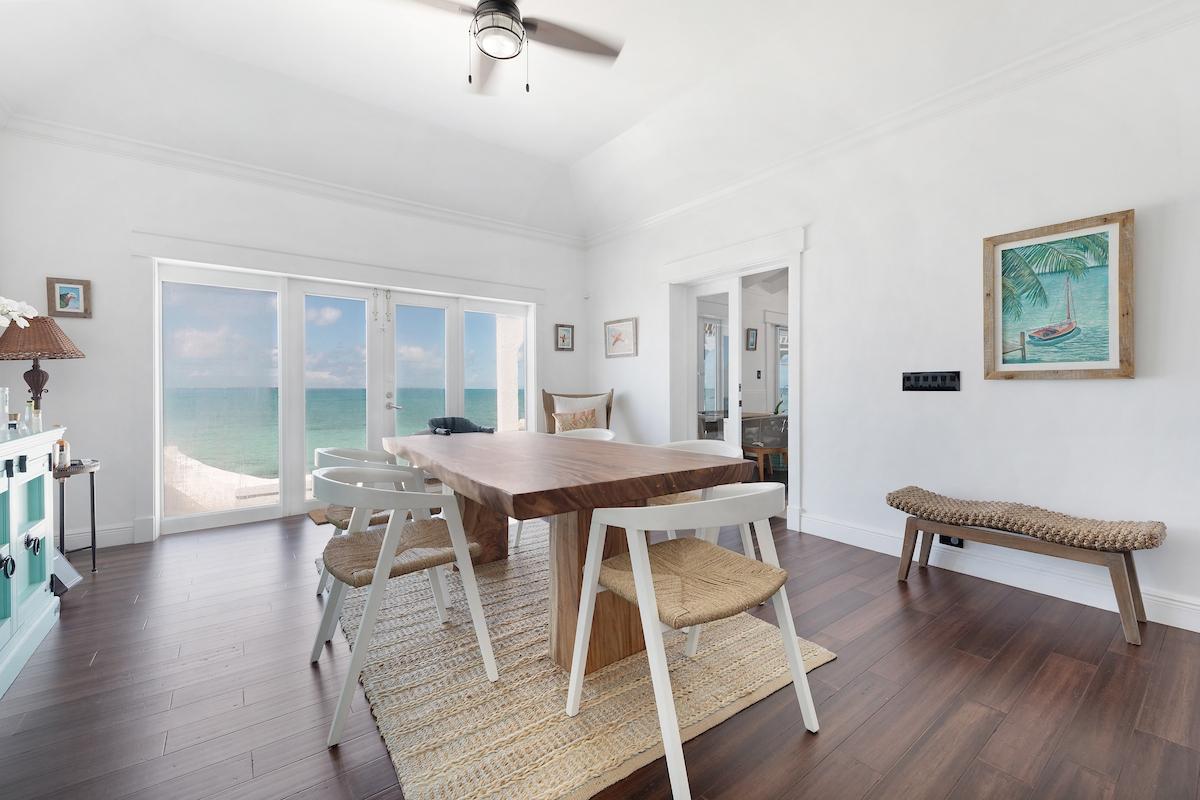 60 EASTERN RD BEACHFRONT