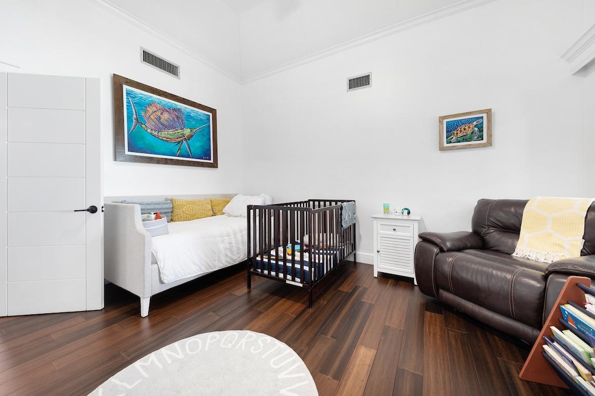 60 EASTERN RD BEACHFRONT