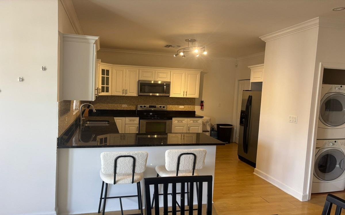 HAMPTON RIDGE Unit: 202