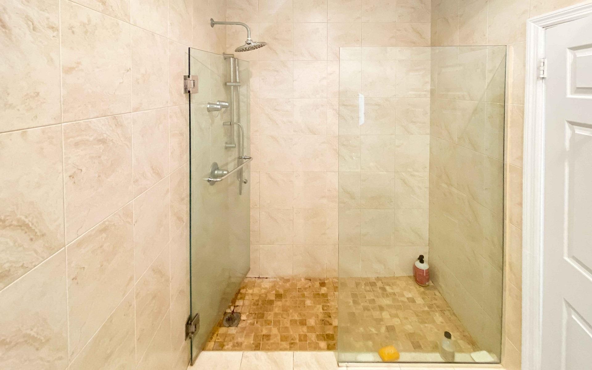 HAMPTON RIDGE Unit: 202