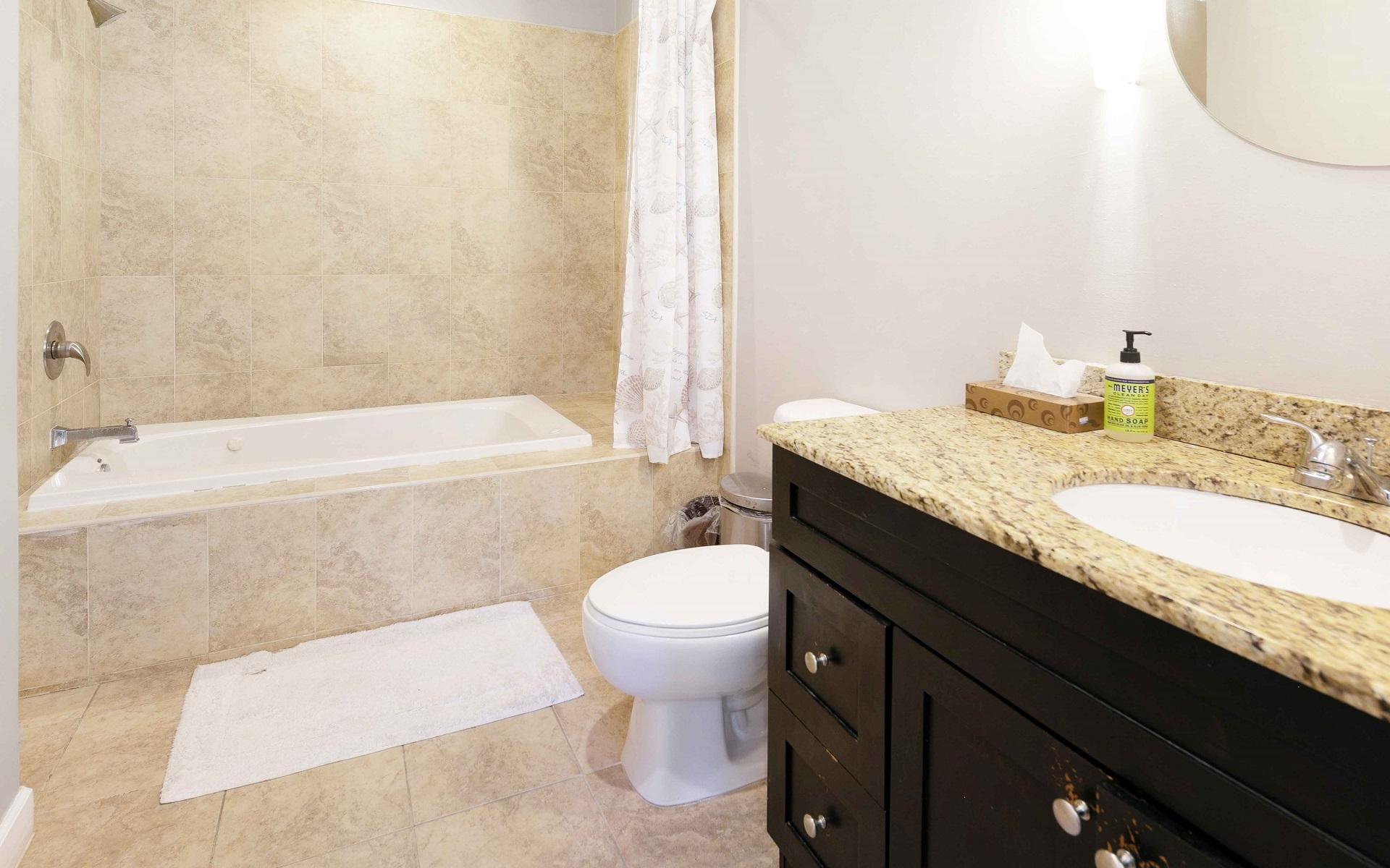 HAMPTON RIDGE Unit: 202