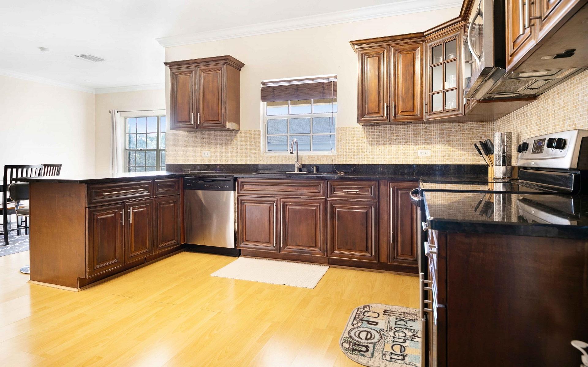 HAMPTON RIDGE Unit: 202