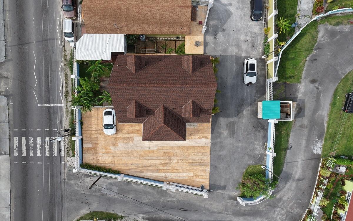 COLLINS AVENUE BUSINESS OFFICE SPACE