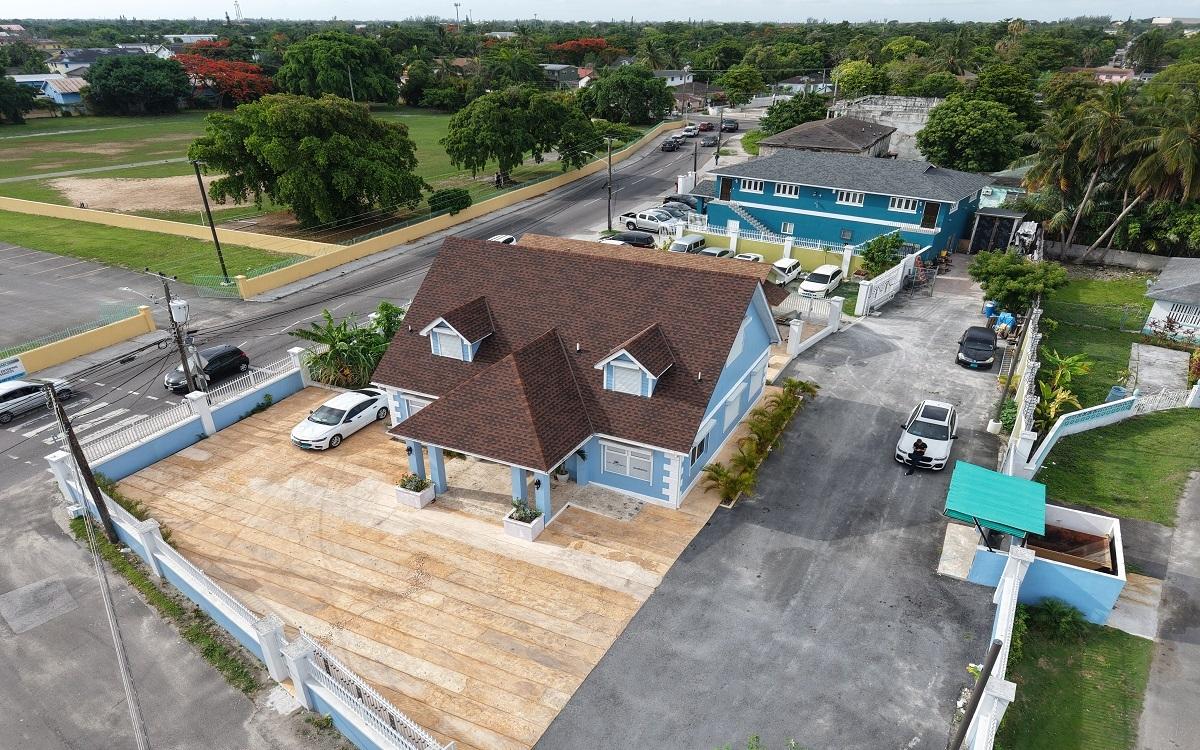 COLLINS AVENUE BUSINESS OFFICE SPACE