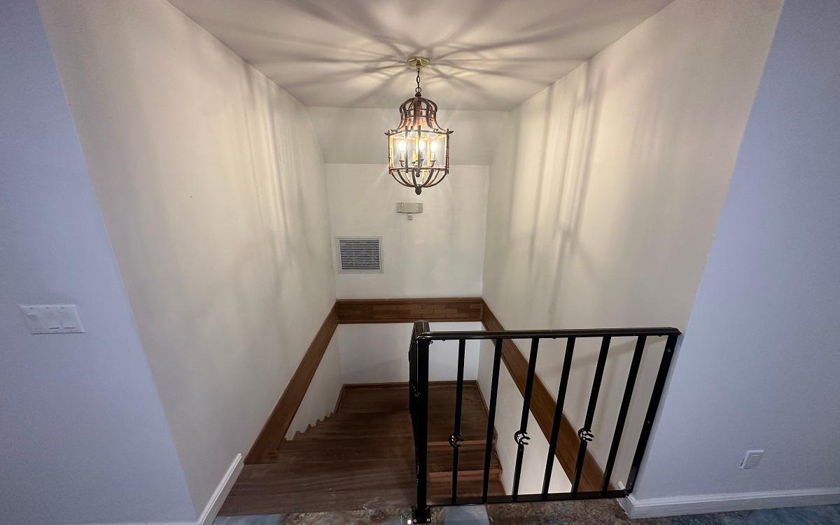 COLLINS AVENUE BUSINESS OFFICE SPACE