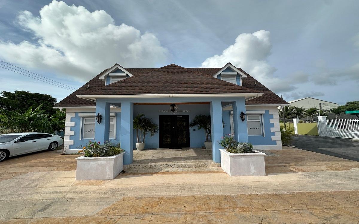 COLLINS AVENUE BUSINESS OFFICE SPACE
