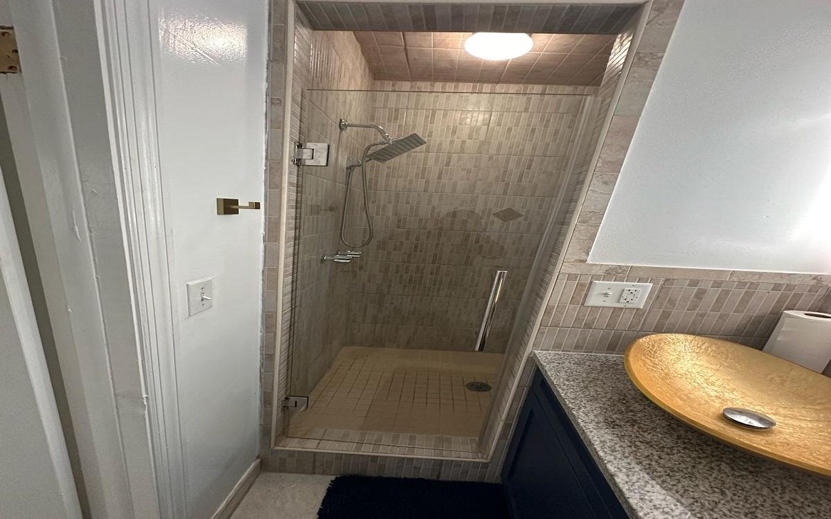 RENTAL OFF PRINCE CHARLES