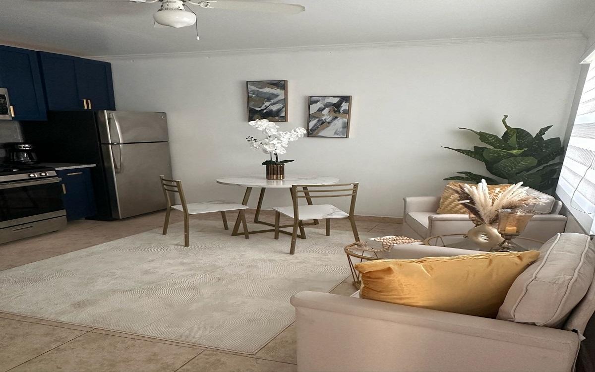 RENTAL OFF PRINCE CHARLES