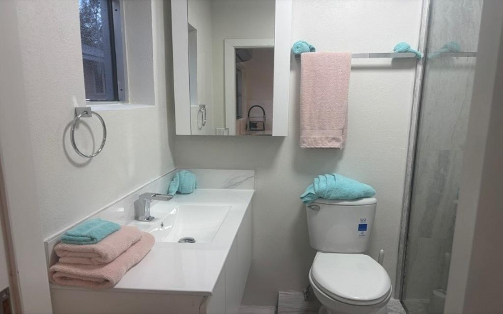 CABLE BEACH RENTAL Unit: 8