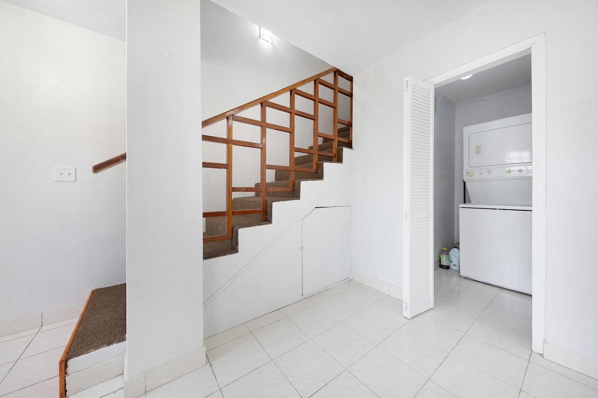 FERGUSON ROAD RENTAL Unit: 3