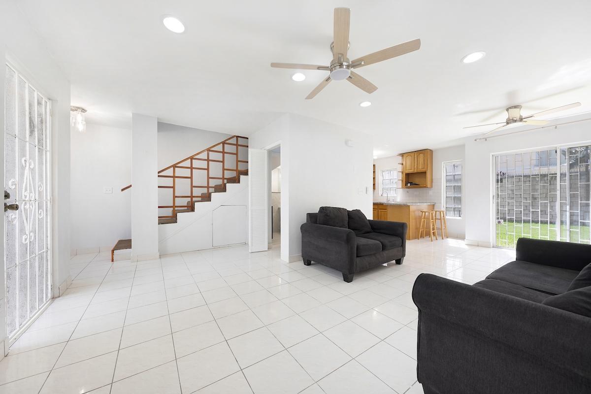 FERGUSON ROAD RENTAL Unit: 3