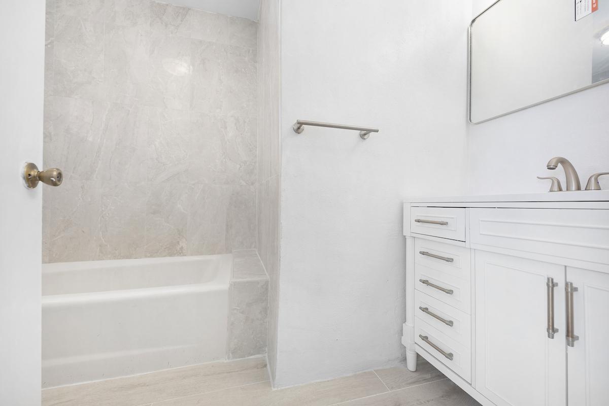 FERGUSON ROAD RENTAL Unit: 3