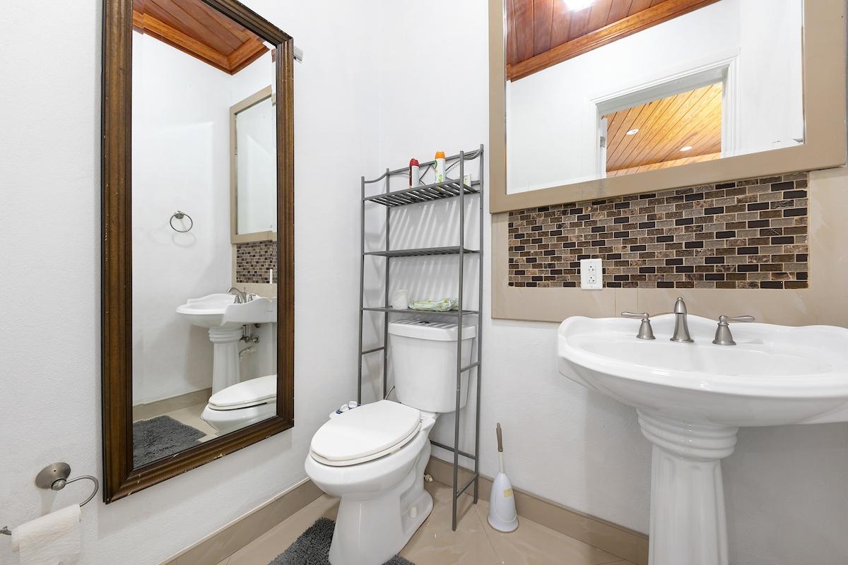 WEST WINDS KINGFISH RD Unit: 70A