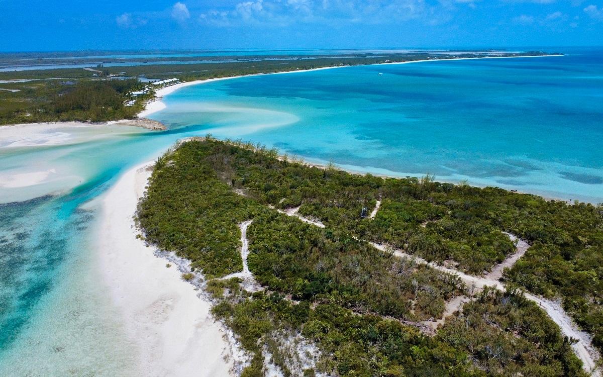 LOT39 NORTH CROWN CAY L I