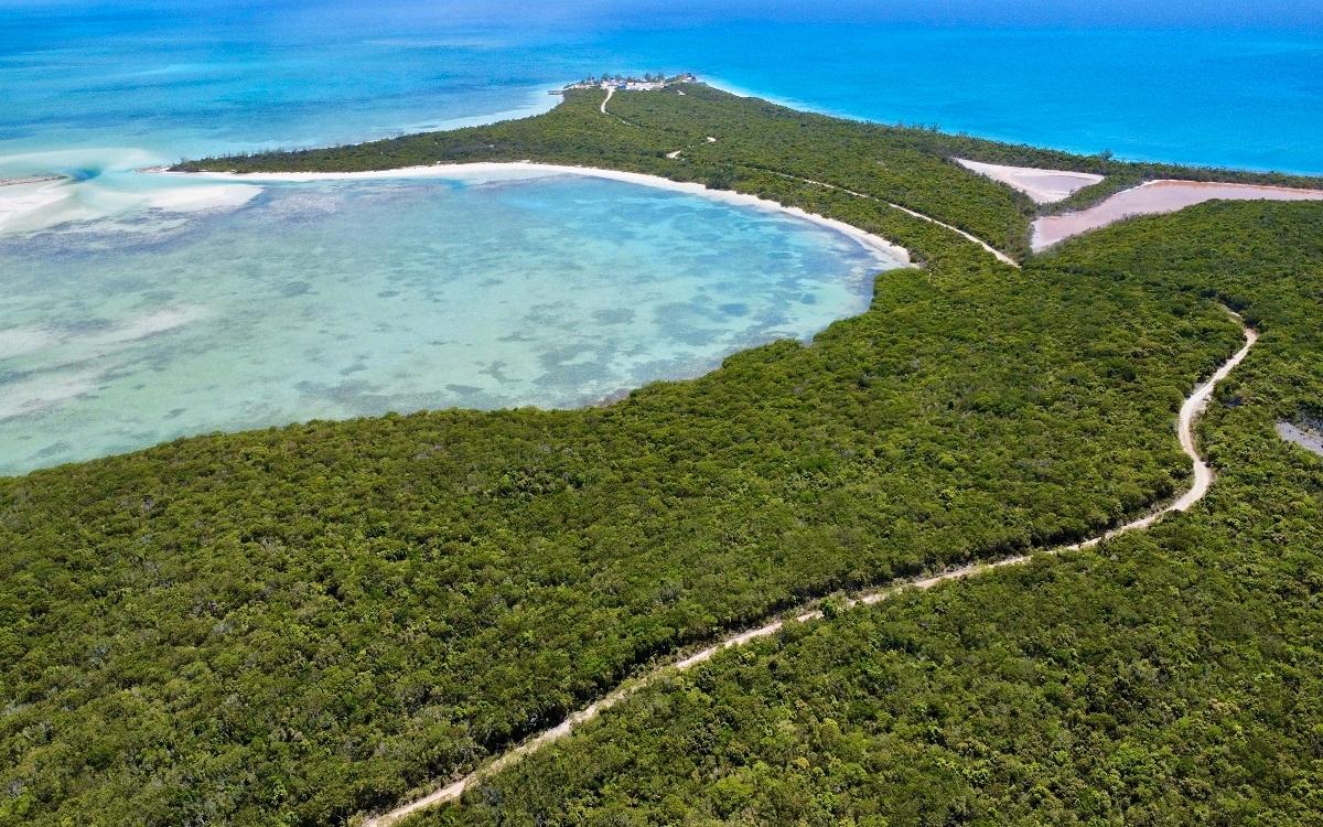 LOT39 NORTH CROWN CAY L I