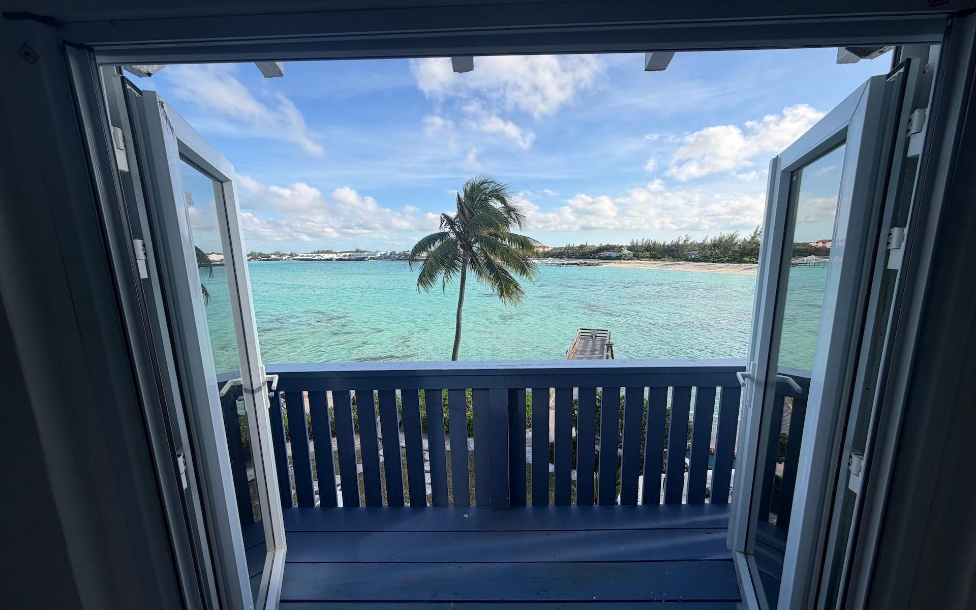 DELAPORTE POINTE Unit: 5