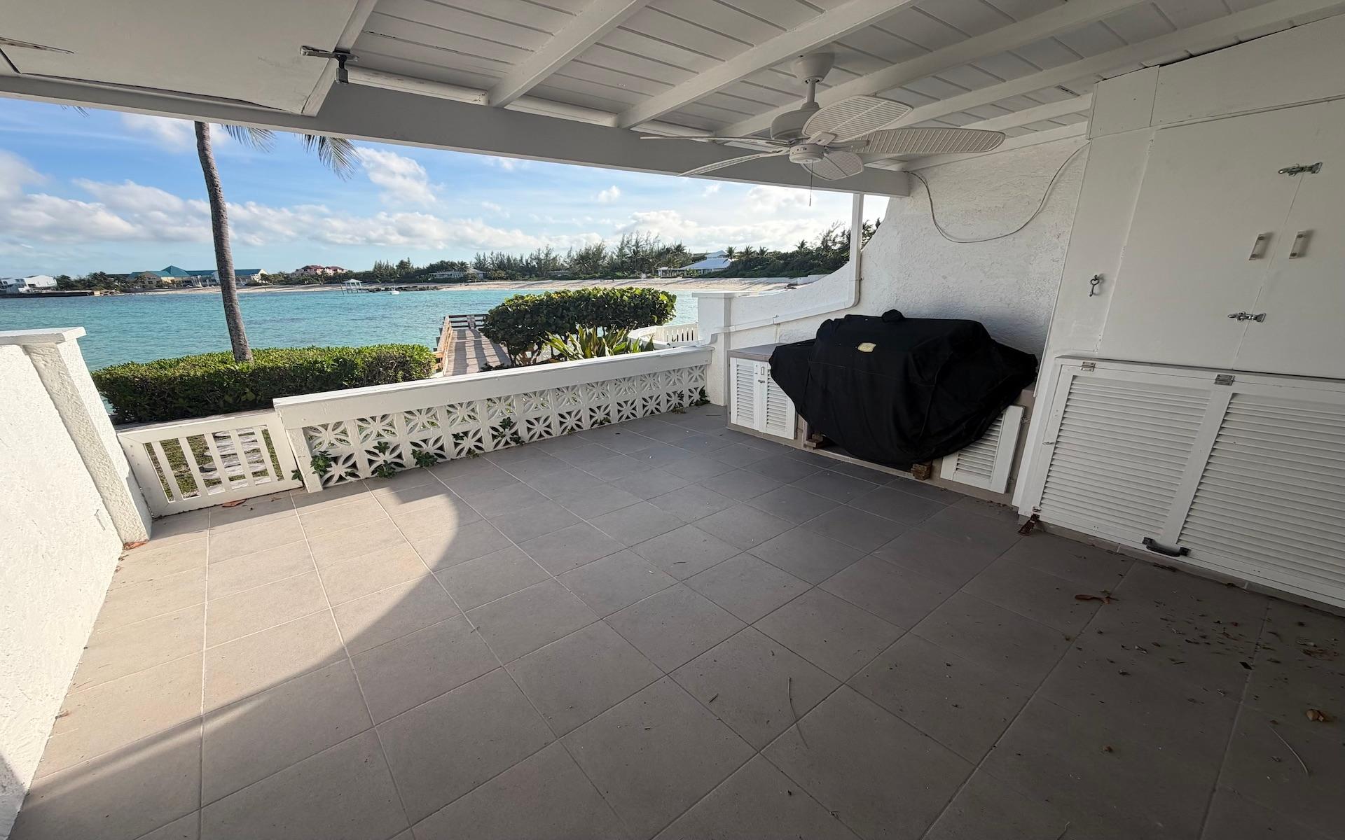 DELAPORTE POINTE Unit: 5