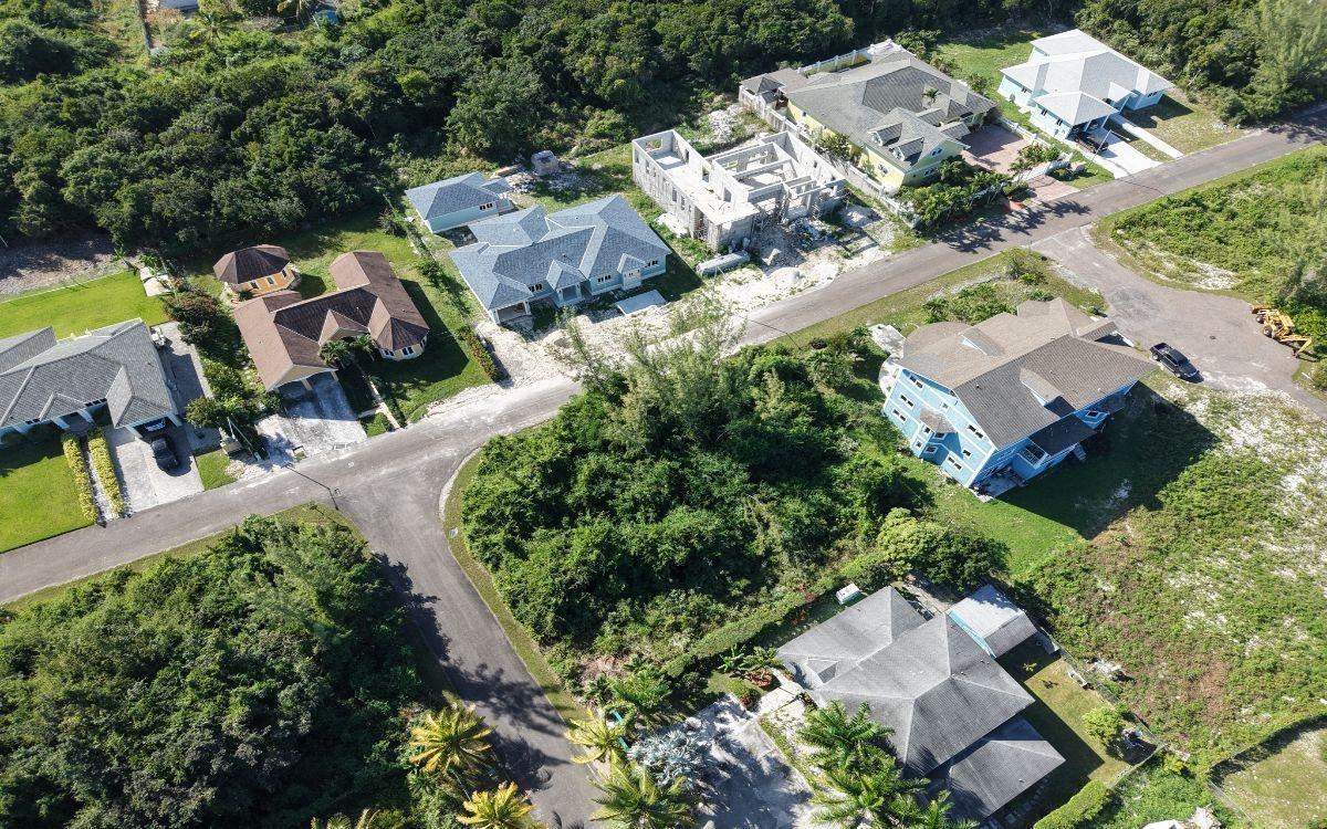 42 JACARANDA, NASSAU, BAH