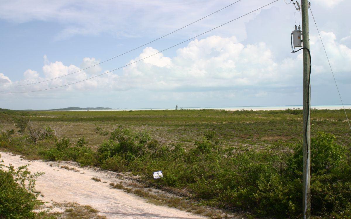 LOTS 1074 1075 1076 EXUMA