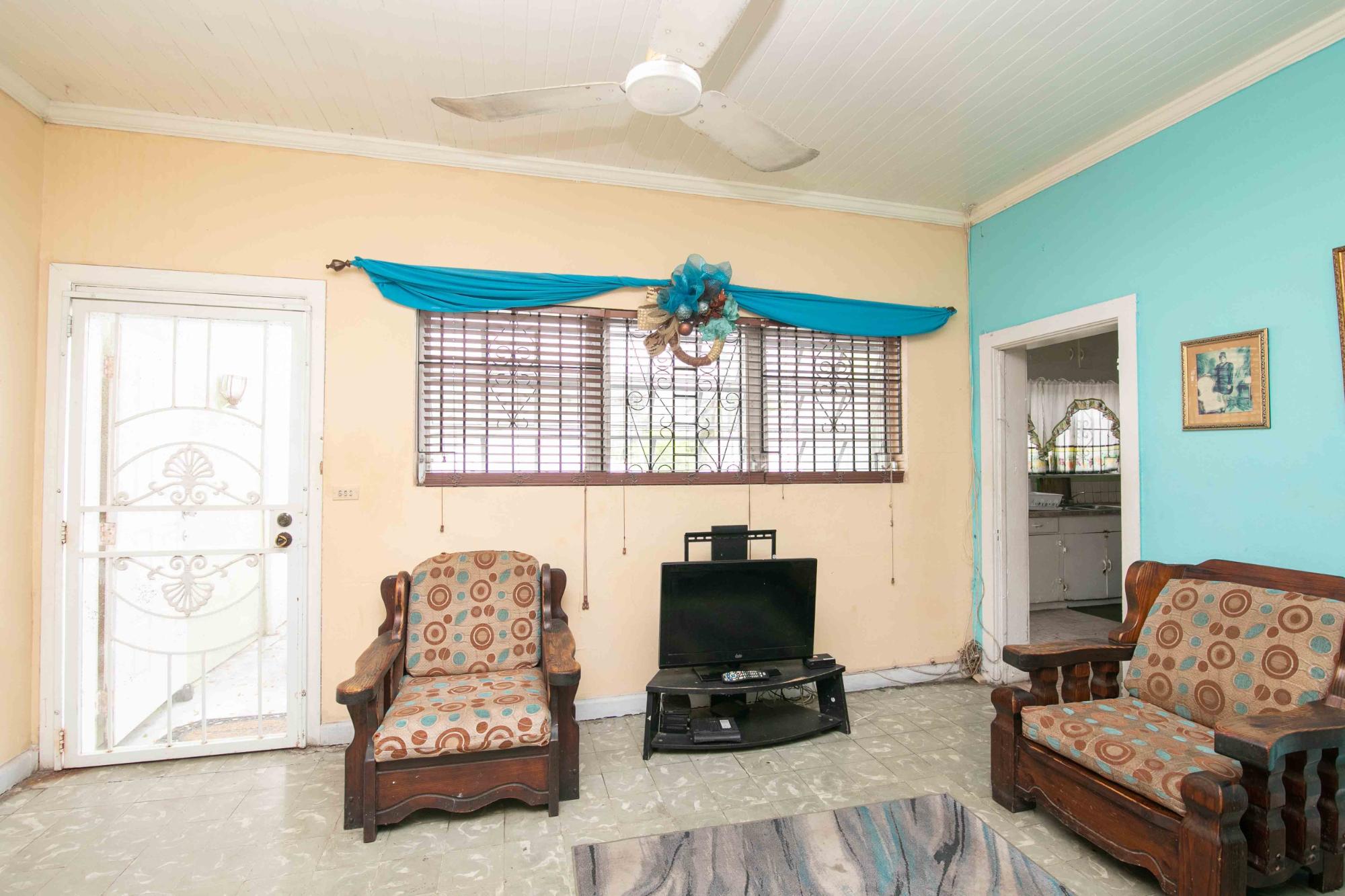 LOT 6, BLK 3 SHIRLEY SUB.