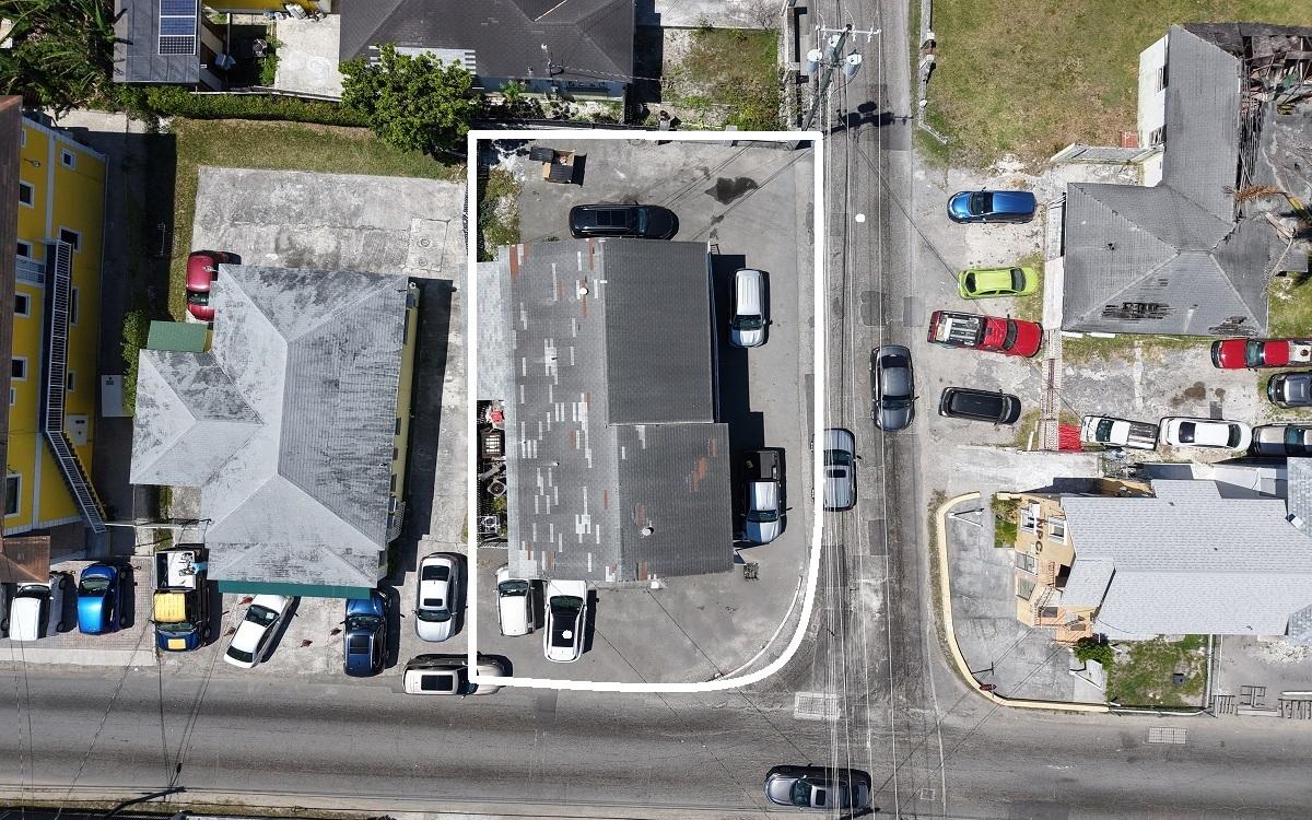 MONTROSE AVENUE AND ARUNDEL STREET Unit: 1