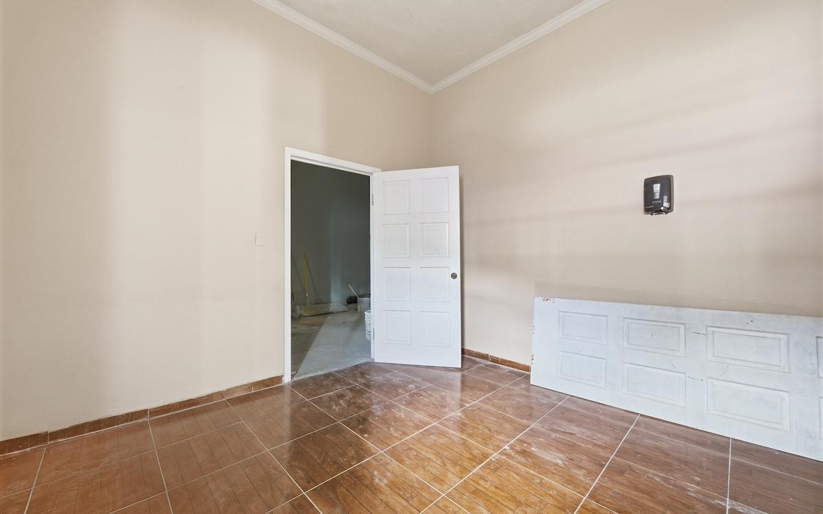 LOT 13 BLK 37 MOUNT ROYAL AVENUE