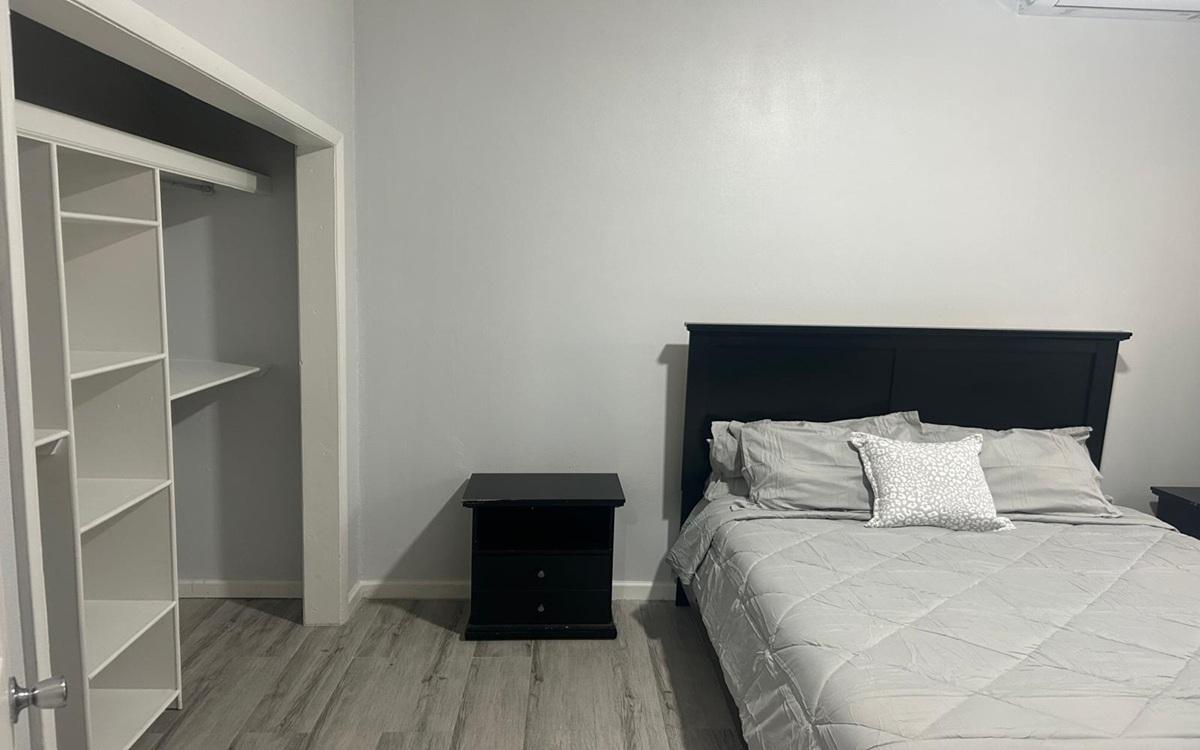 VENICE BAY RENTAL
