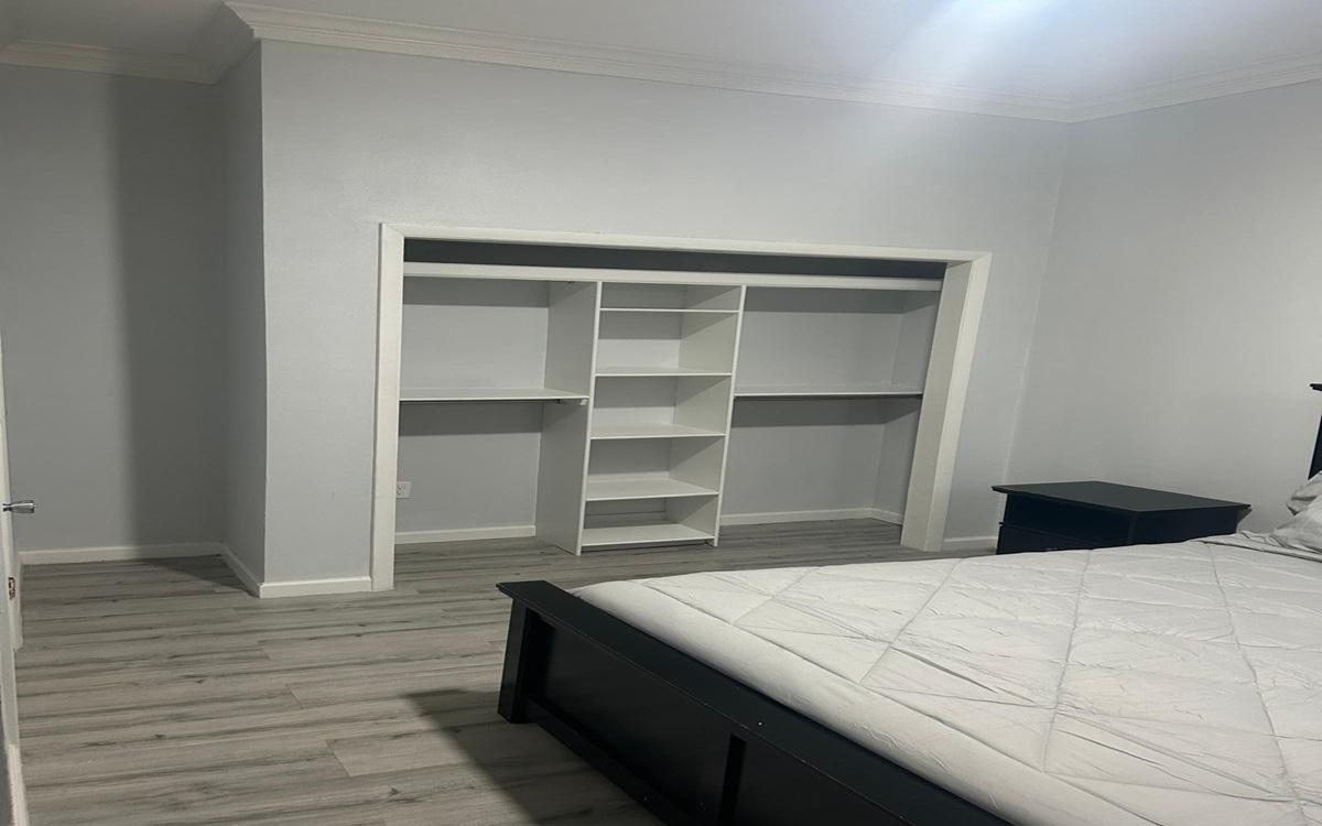 VENICE BAY RENTAL
