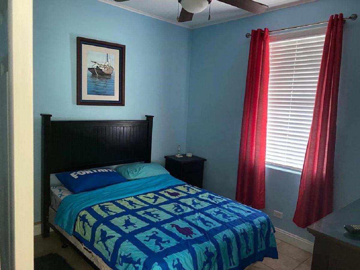 BEACH LANE, SANDYPORT Unit: 3