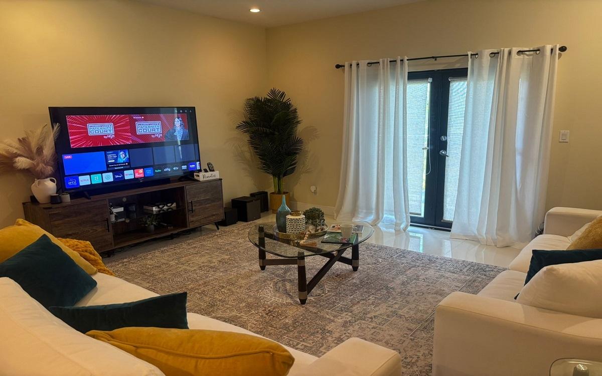 VENETIAN WEST Unit: 1605
