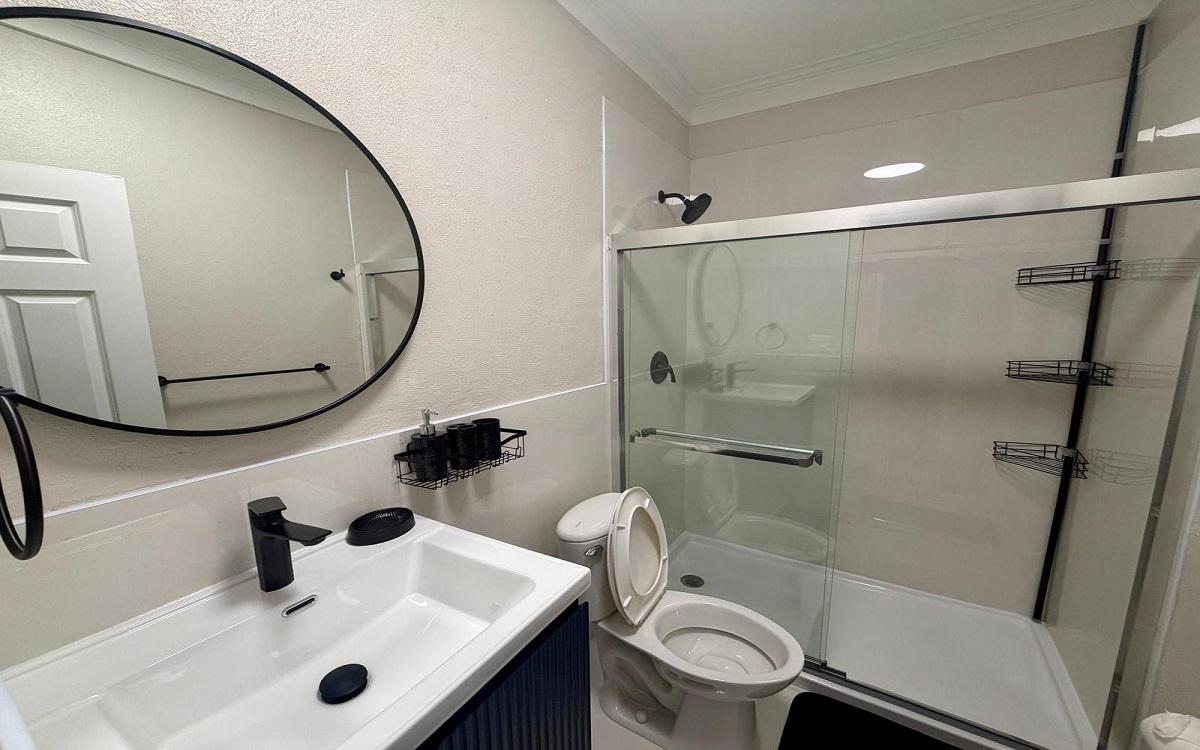 STAPLEDON GARDENS RENTAL Unit: 1