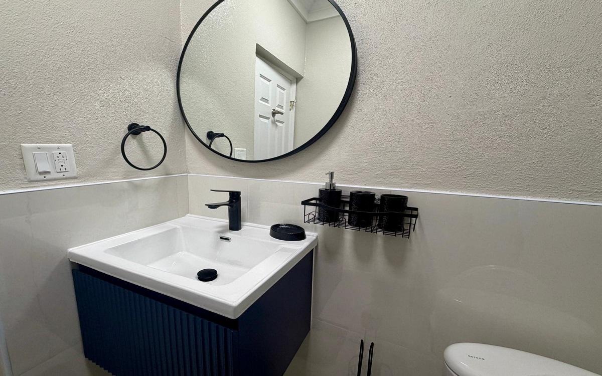 STAPLEDON GARDENS RENTAL Unit: 1