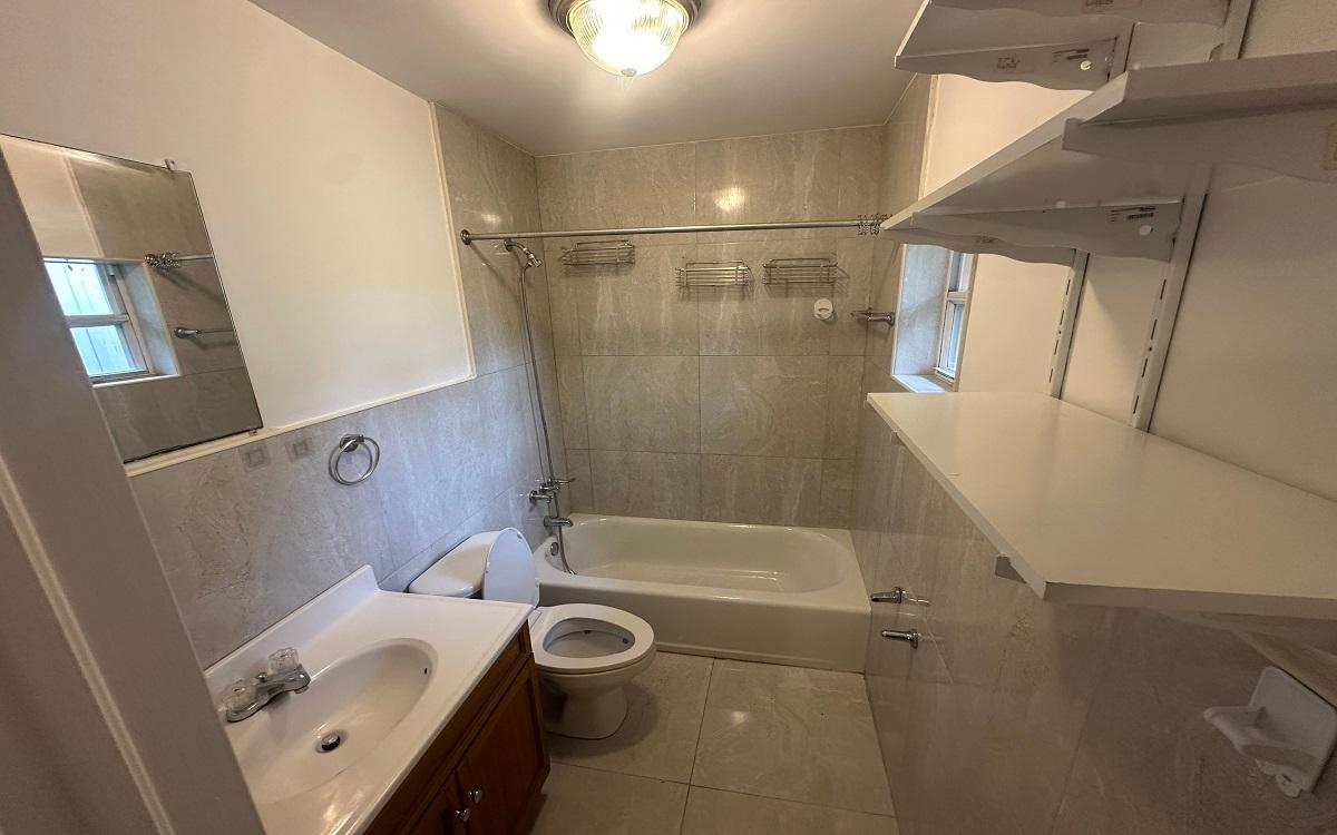 CONDO NASSAU EAST Unit: 2