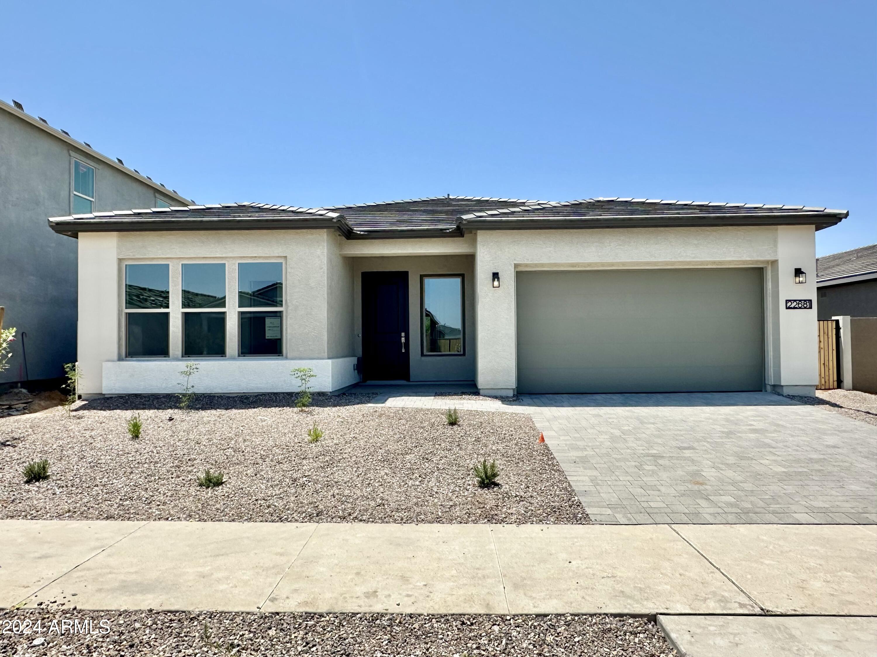 22681 E ROUNDUP Way