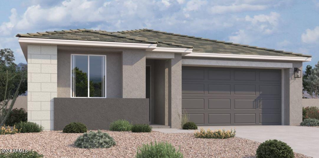 2025 E LARIAT Avenue