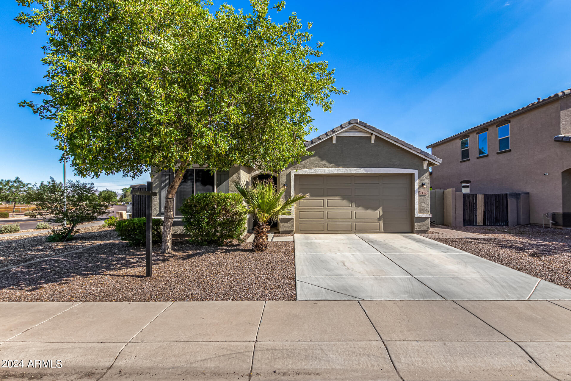 7117 W SOUTHGATE Avenue