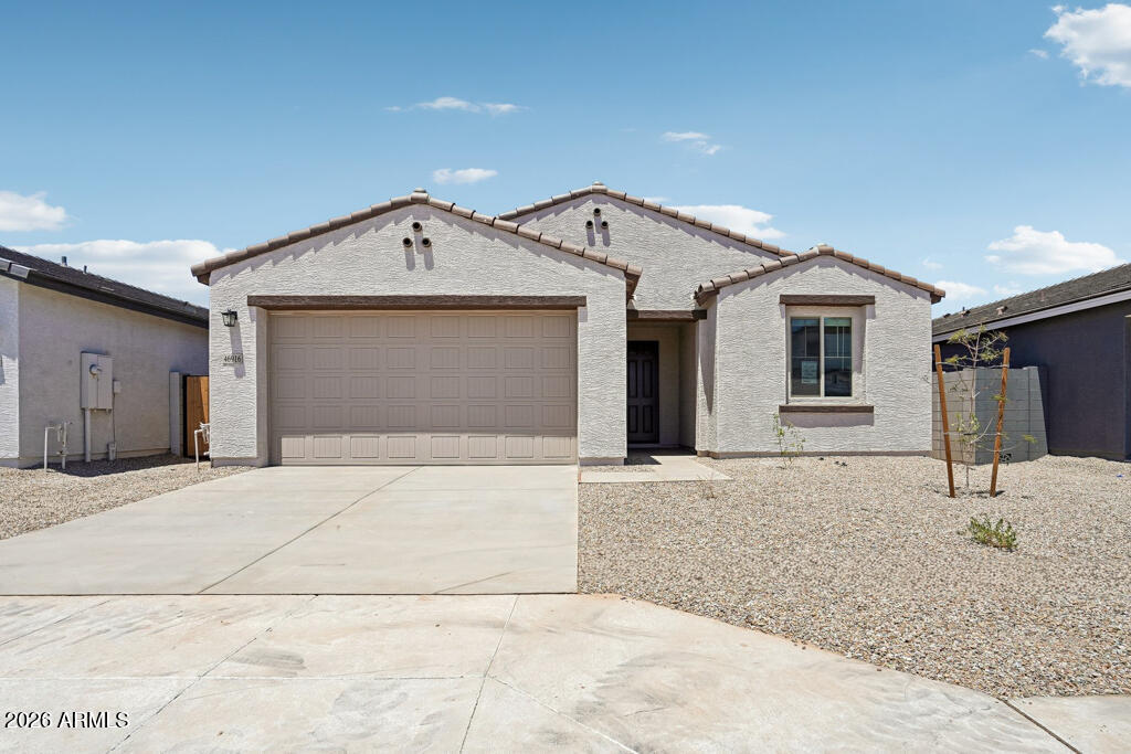 46916 W RESEDA Lane