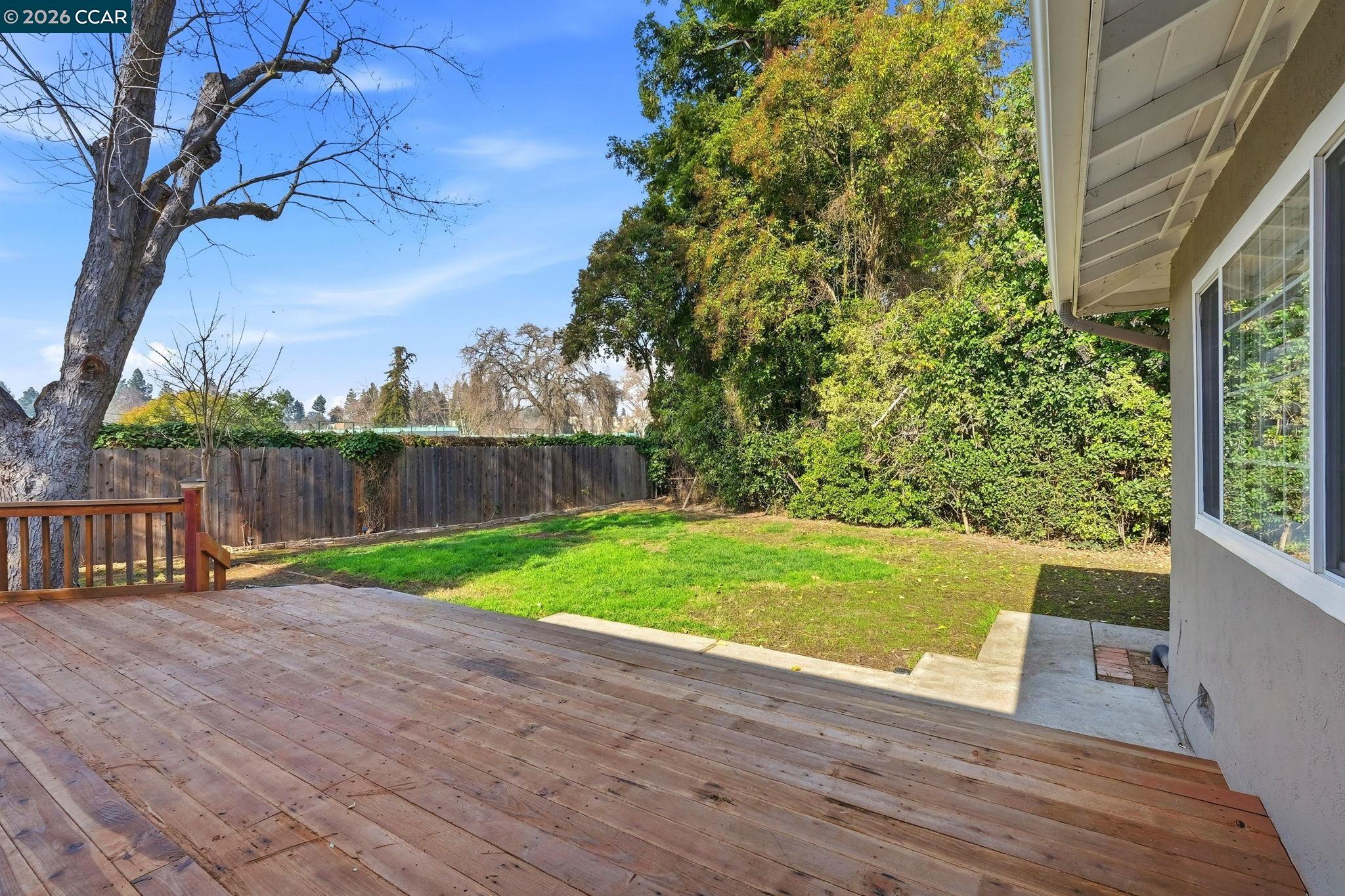 702 Ruth Dr