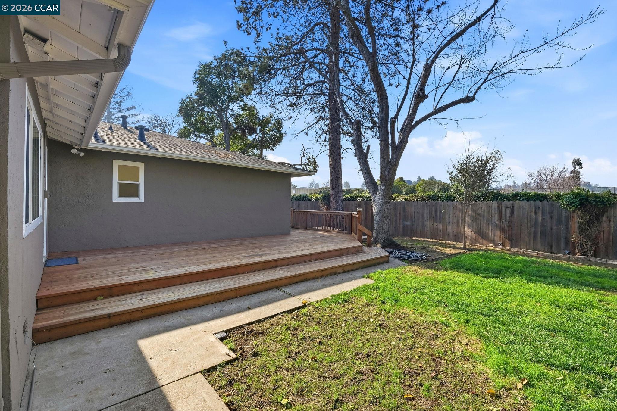 702 Ruth Dr